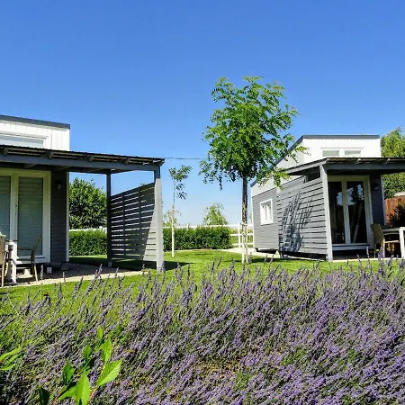 Tiny Glamping Houses Ercsi