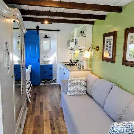 Tiny Glamping Houses Holiday home